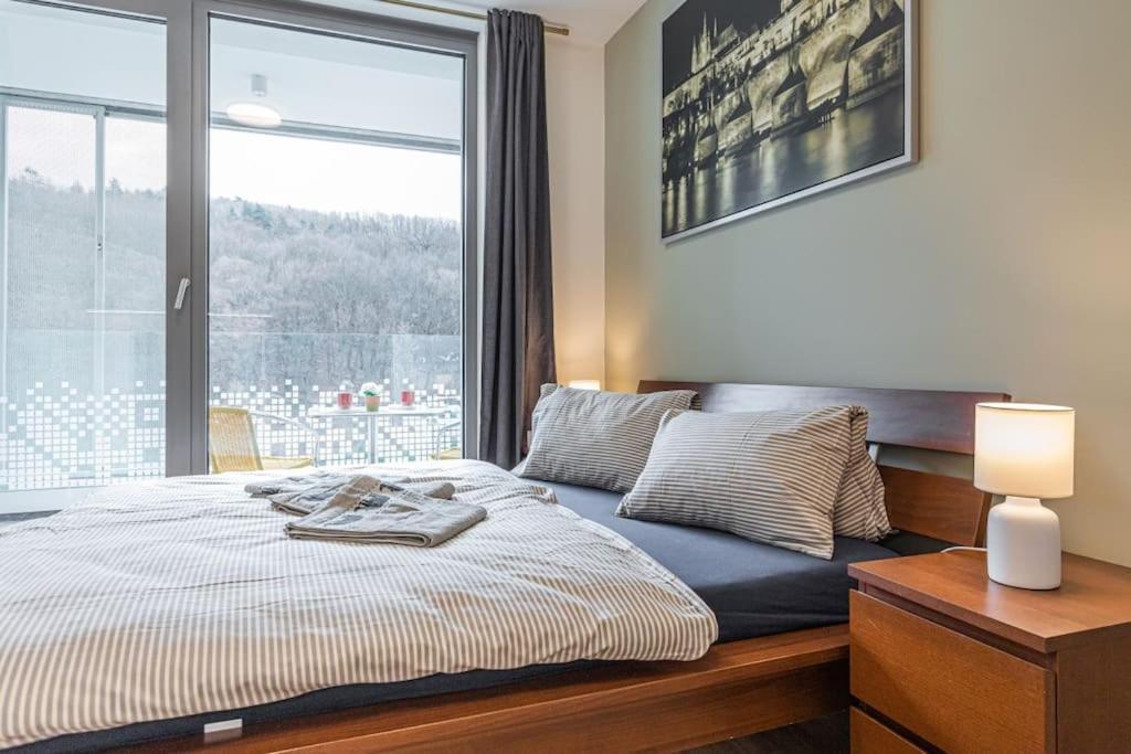 On-site Free Parking, 12 To Min Centre, Supermarket * Praga
