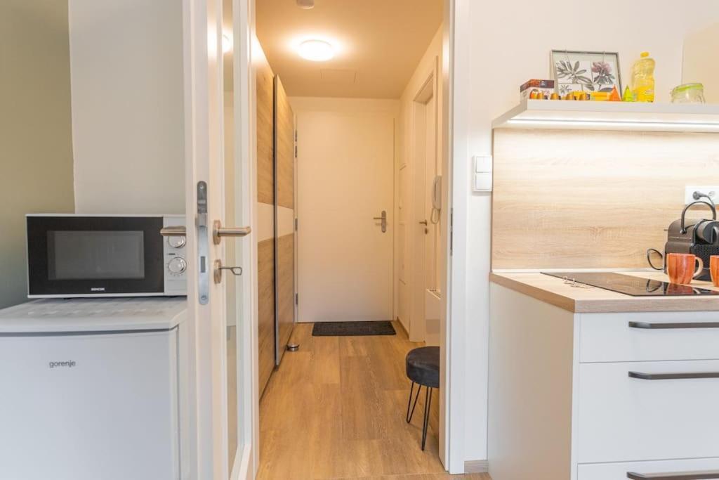 Apartamento On-site Free Parking, 12 To Min Centre, Supermarket