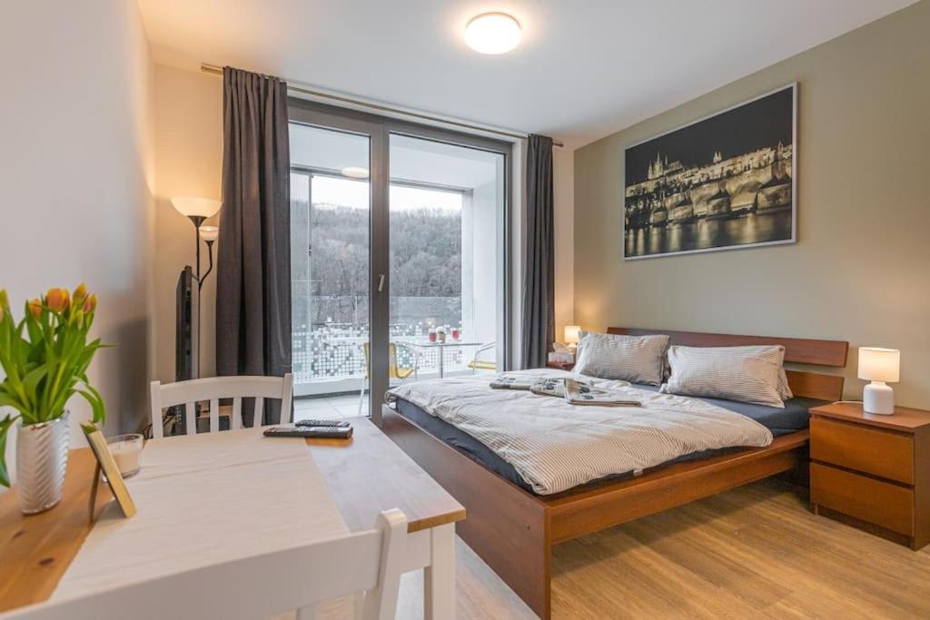 On-site Free Parking, 12 To Min Centre, Supermarket Apartamento *